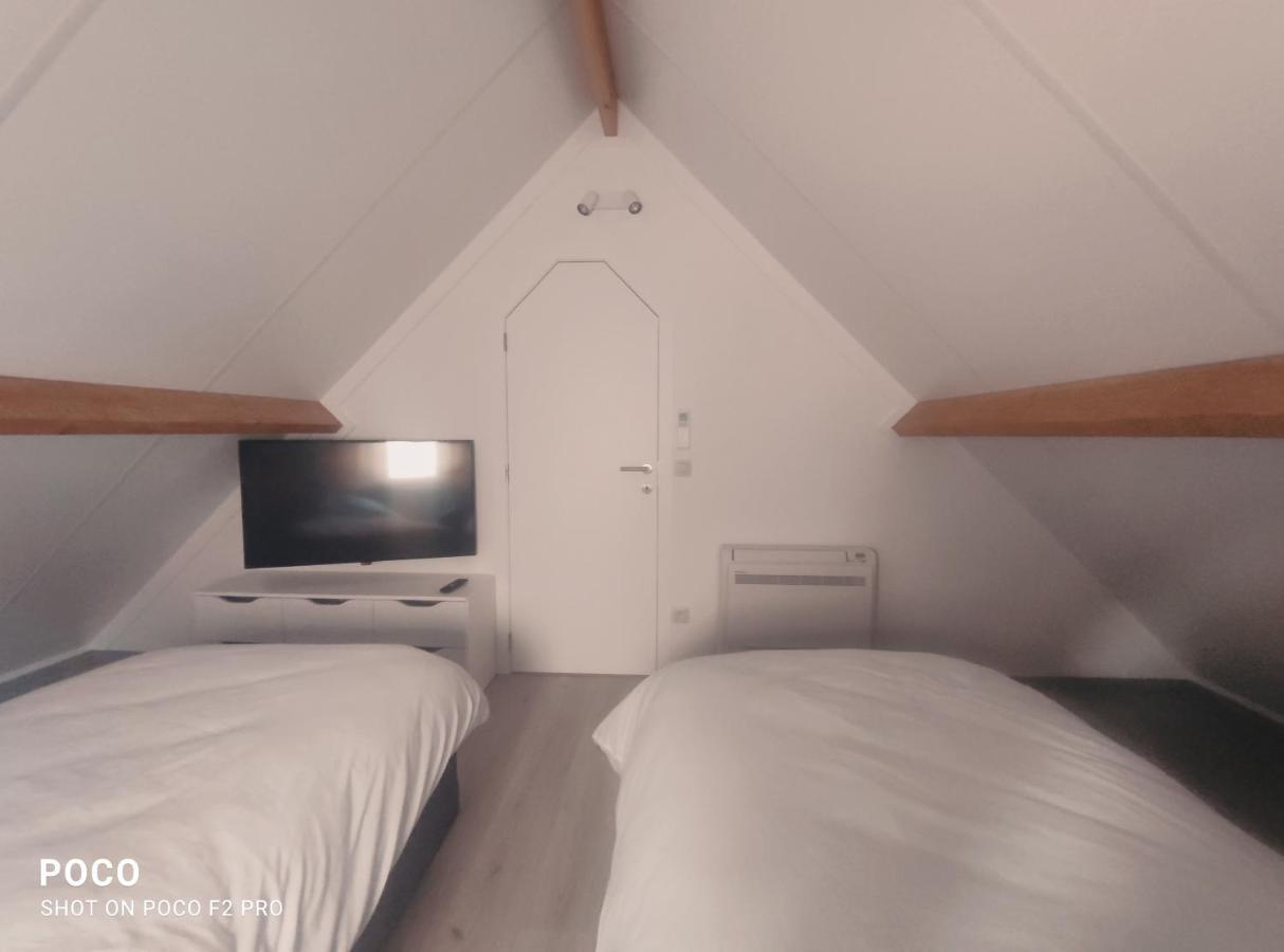 Vakantiewoning Polderhuis 10, Airco En Verwarming In Alle Kamers, Prive Parkeerplaats En Afgesloten Tuin Koksijde Kültér fotó