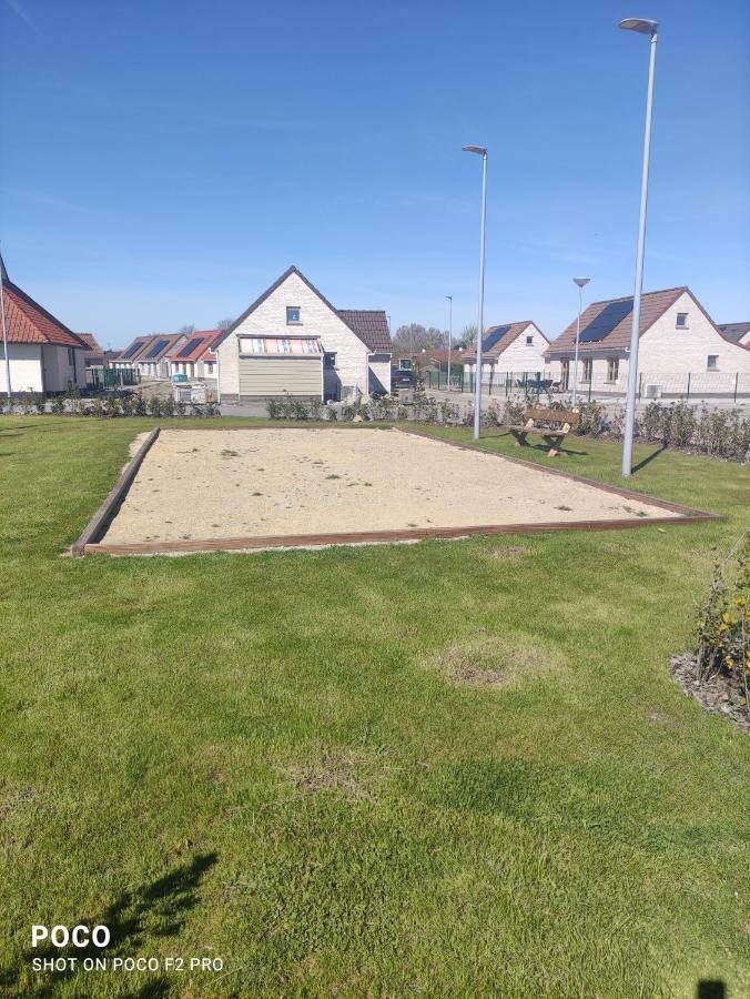 Vakantiewoning Polderhuis 10, Airco En Verwarming In Alle Kamers, Prive Parkeerplaats En Afgesloten Tuin Koksijde Kültér fotó