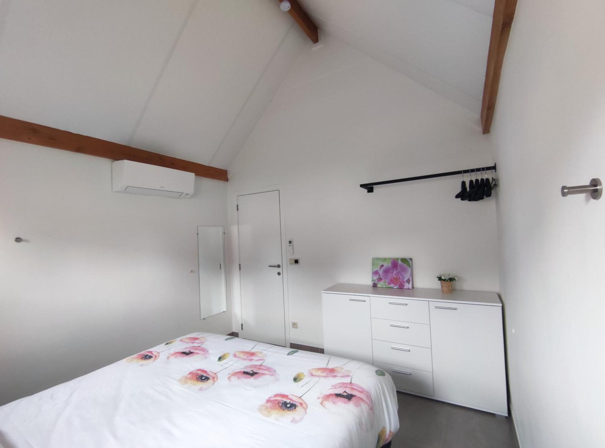 Vakantiewoning Polderhuis 10, Airco En Verwarming In Alle Kamers, Prive Parkeerplaats En Afgesloten Tuin Koksijde Kültér fotó